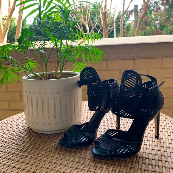 BCBGeneration Catalina Leather Sandals - Picture 3 of 5